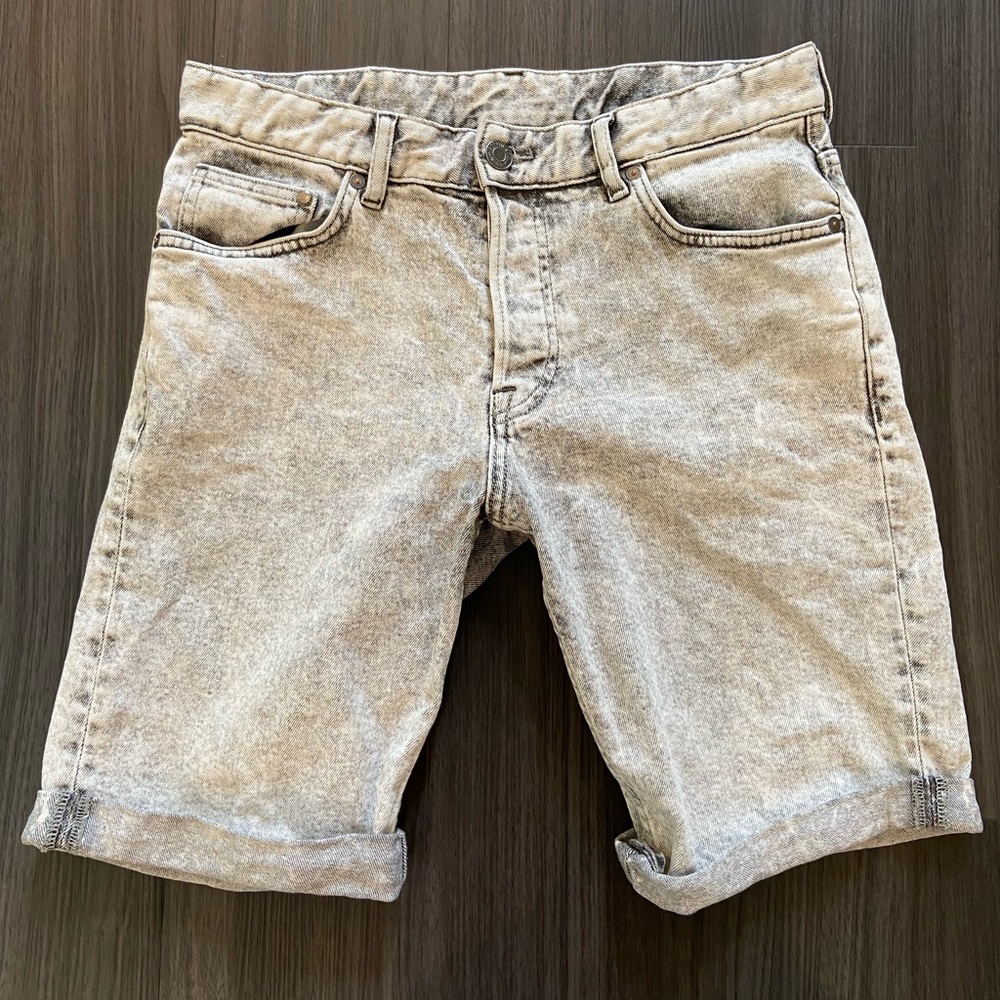 H&M slim fit grey denim shorts, size 30